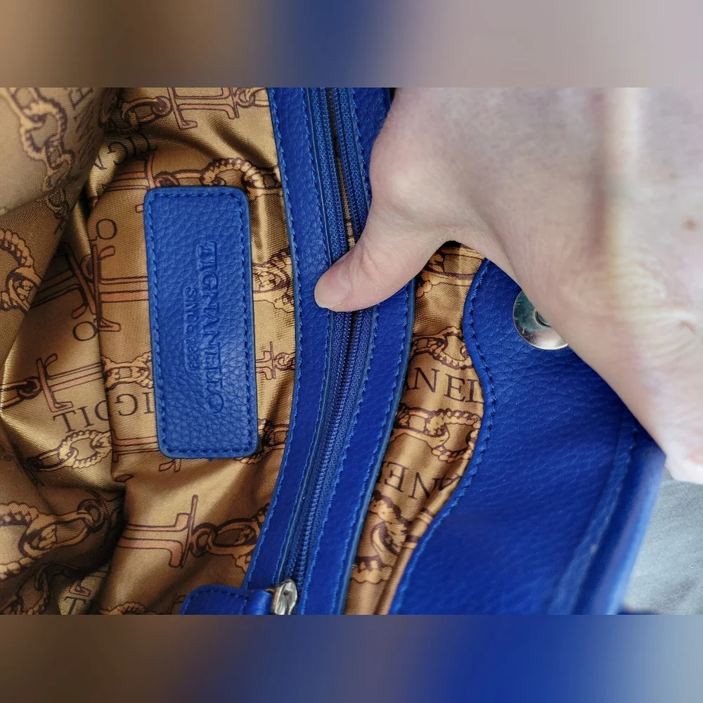 Tignanello handbag - Picture 11 of 11